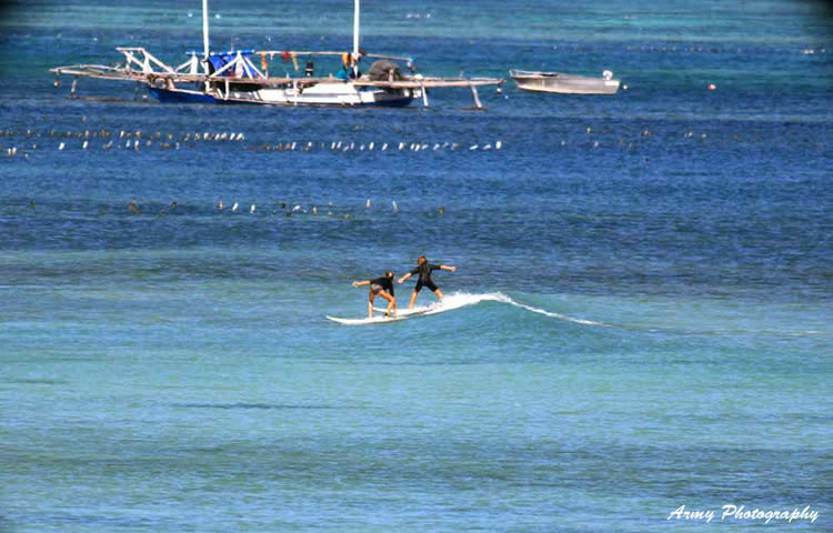 Surf lessons Nemberala Rote, Indonesia Surf lessons Nemberala Rote, Indonesia